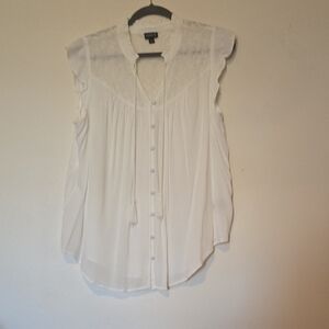 Torrid White Button-Down Blouse